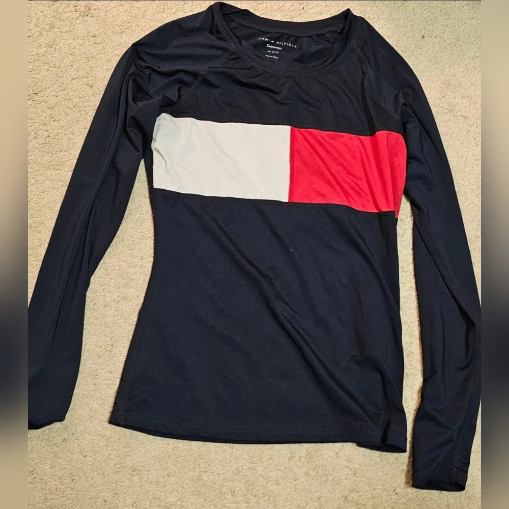 🎁 Tommy Hilfiger Rashguard - Picture 2 of 2